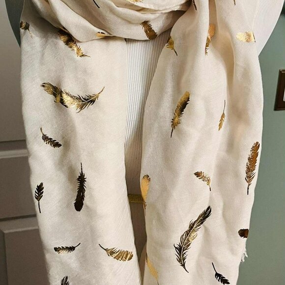 New Handmade Gold Feather Scarf, 190×68cm NWT - Picture 1 of 9
